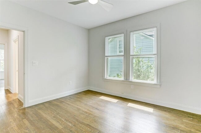 Building Photo - 603 Bellevue Pl