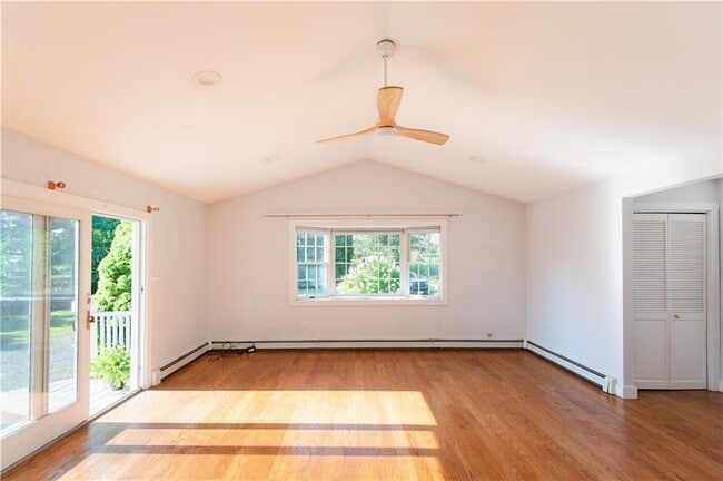 Building Photo - 615 Buena Vista Ave