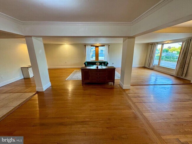Building Photo - 4517 US-130