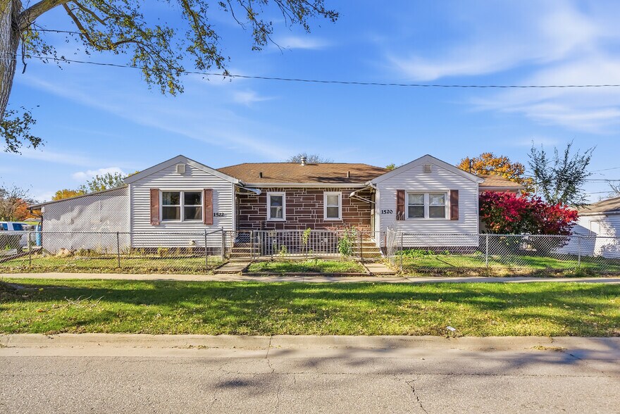 Primary Photo - 1522 W 9th St