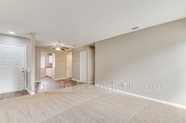 Building Photo - 3006 Strickland Ct