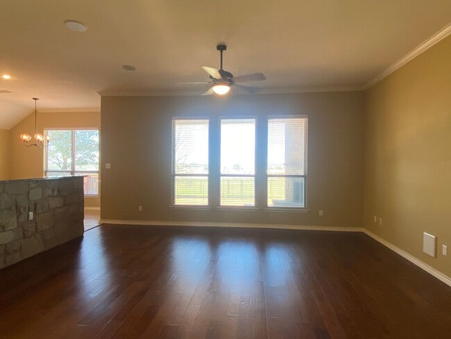 Building Photo - 4 BEDROOM, BELTON ISD