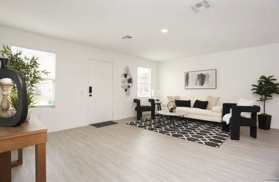 Building Photo - 9454 Tarbutton Trl