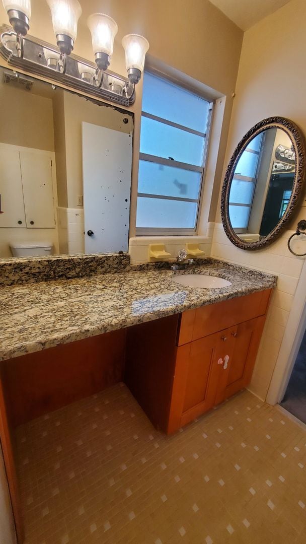 Building Photo - Large 2 Bedroom, 2.5 Bath with large Den and Family Room in Rainbows End, Dunnellon, FL