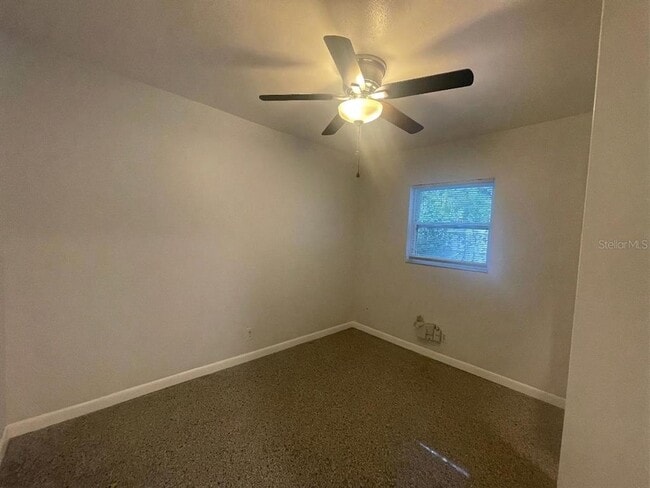 Building Photo - 902 S Bruce St