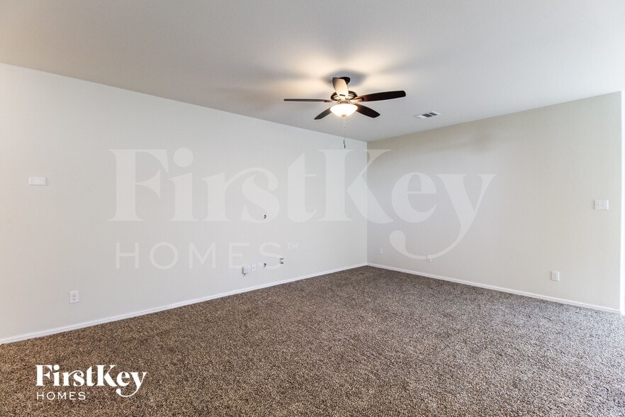 Building Photo - 721 Watson Wy