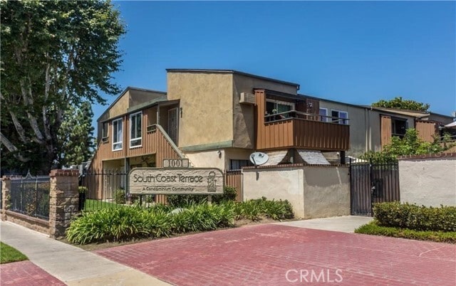 Building Photo - 1001 W Stevens Ave