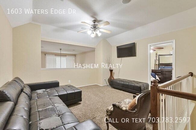 Building Photo - 1603 Waters Edge Dr