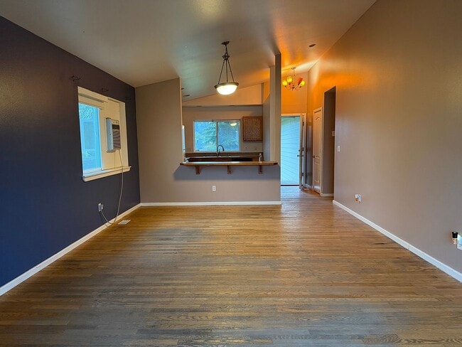 Building Photo - 6244 S Fife St