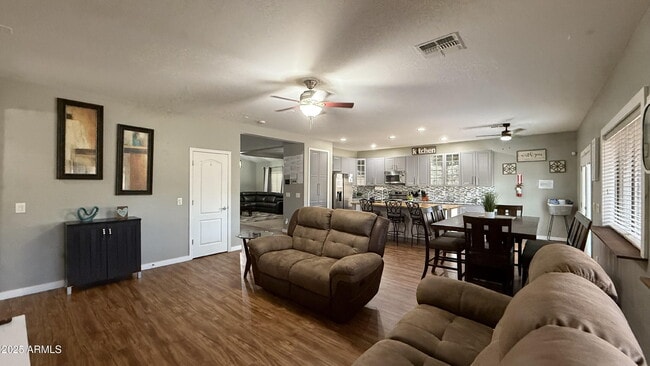 Building Photo - 3552 N Excalibur Pl