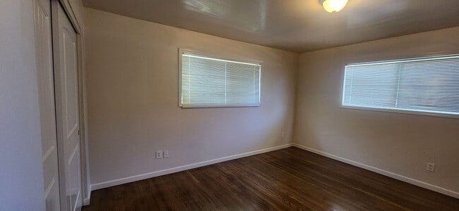 Building Photo - 9893003/37