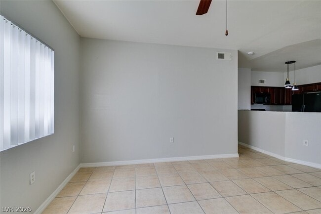 Building Photo - 10245 S Maryland Pkwy