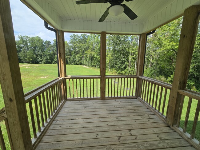 Building Photo - 463 Jackson Pond Dr