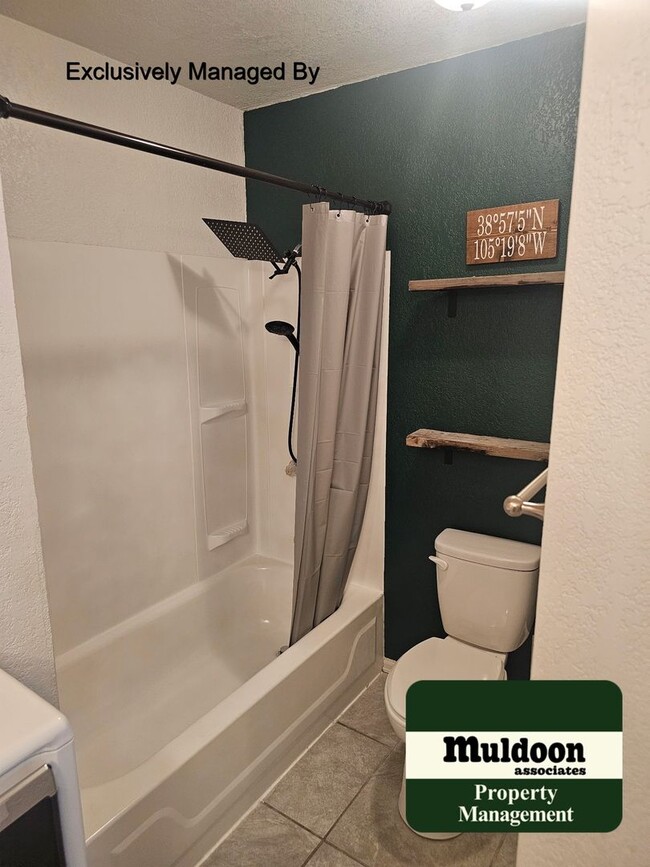 Building Photo - Coming soon! Beautifully remodeled 3 bedro...