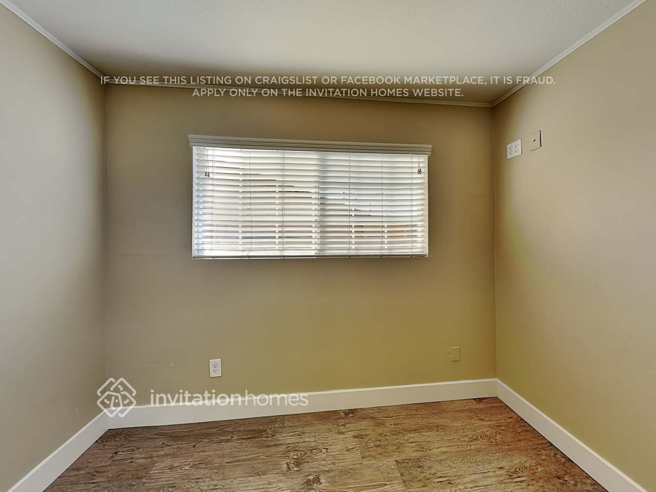 Building Photo - 1504 Cole Ave