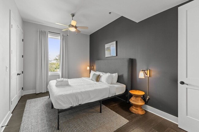 Building Photo - 1224 2nd Ave S