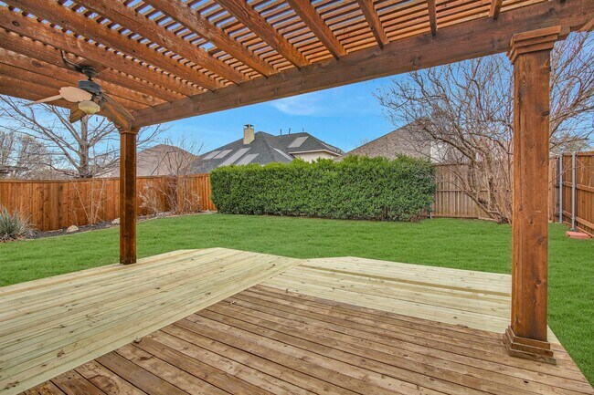 Building Photo - Stonebridge Ranch Single Story