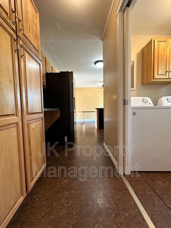 Building Photo - 710 48th St S