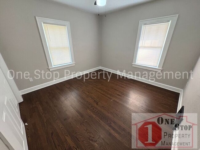 Building Photo - Charming 4-Bed, 2-Bath Home with Beautiful...