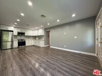 Building Photo - 6632 Coldwater Canyon Ave