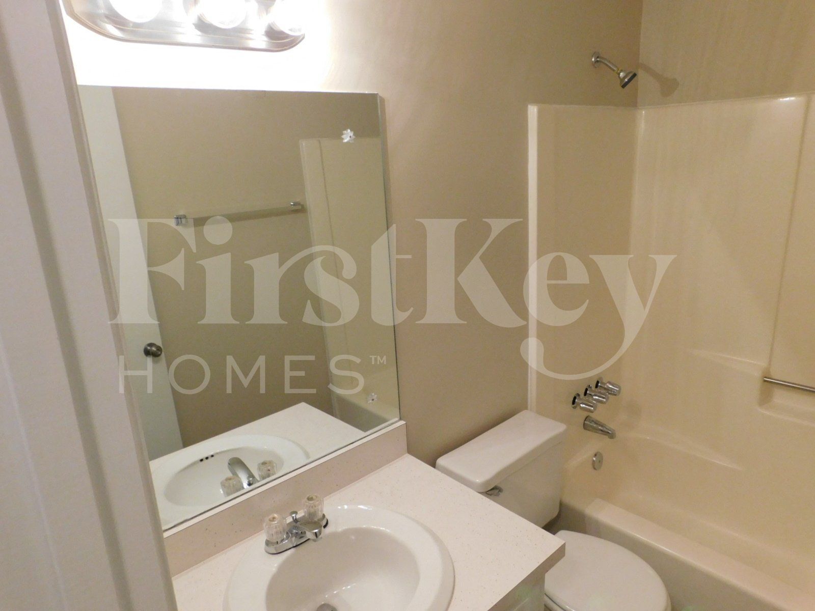 Building Photo - 212 Trickum Hills Ln