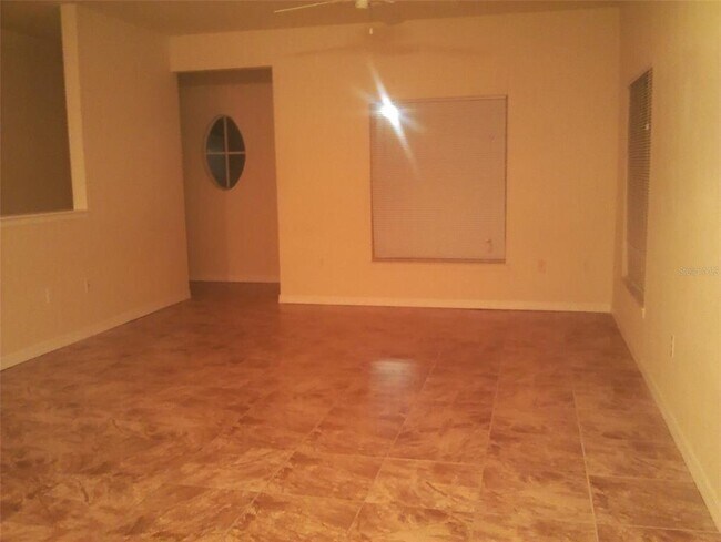 Building Photo - 5979 Westgate Dr