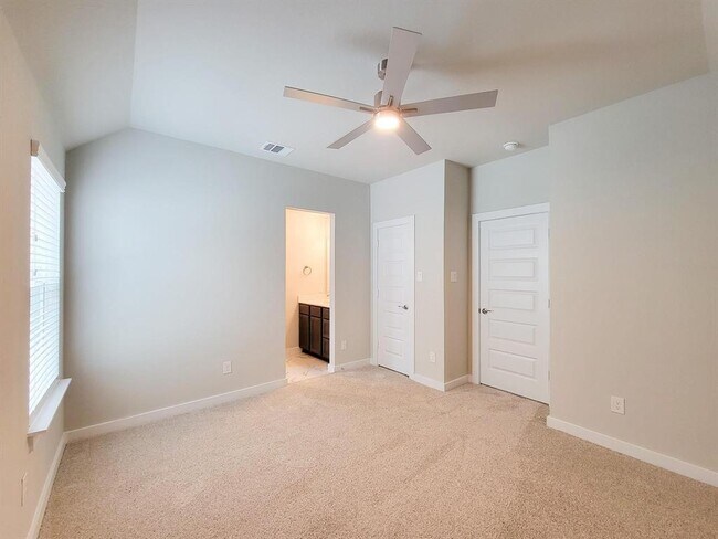 Building Photo - 23622 Iris Field Ct