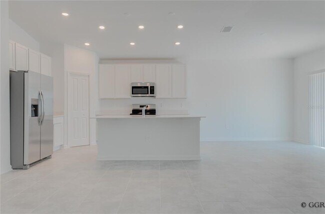 Building Photo - 5023 Worchester Dr
