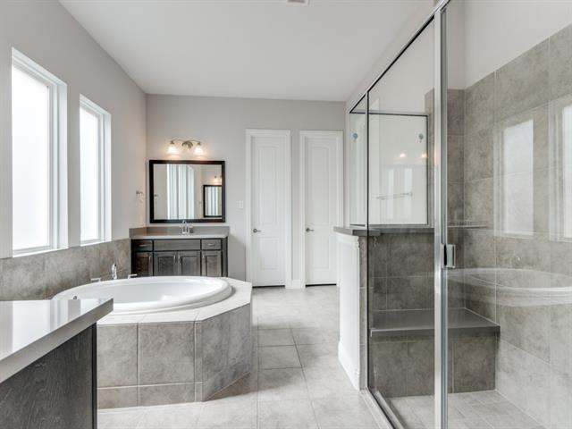 Building Photo - 16616 Sunnyland Dr