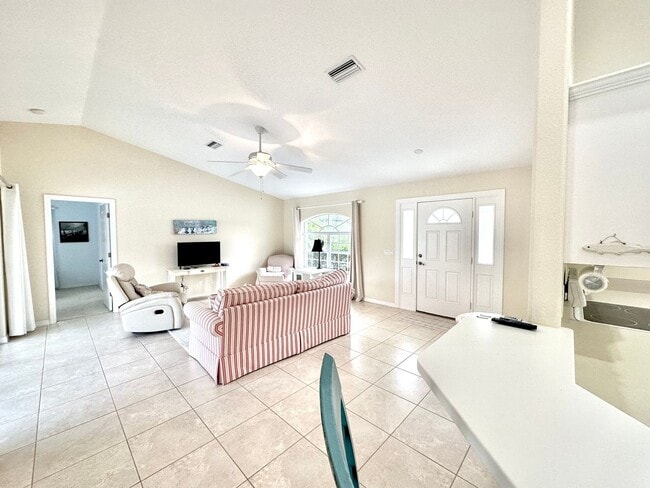 Building Photo - Beautiful 3 bed 2 bath Rental Home.