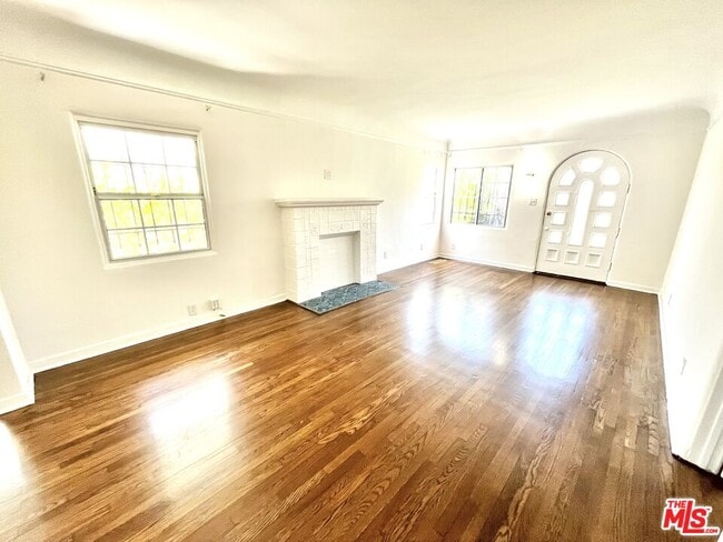 Building Photo - 1268 S Highland Ave