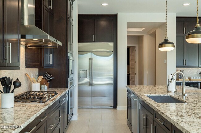 Building Photo - 23045 E Via Las Brisas