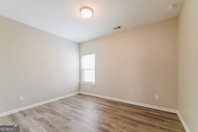 Building Photo - 147 Preserve Dr