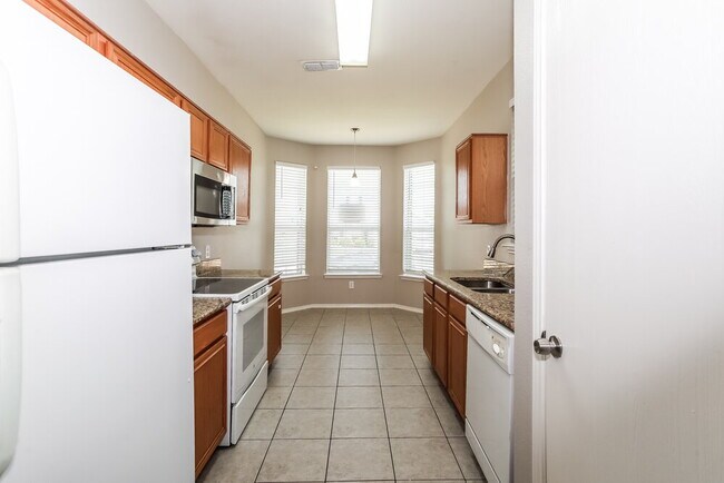 Building Photo - 13332 Dove Ranch Rd