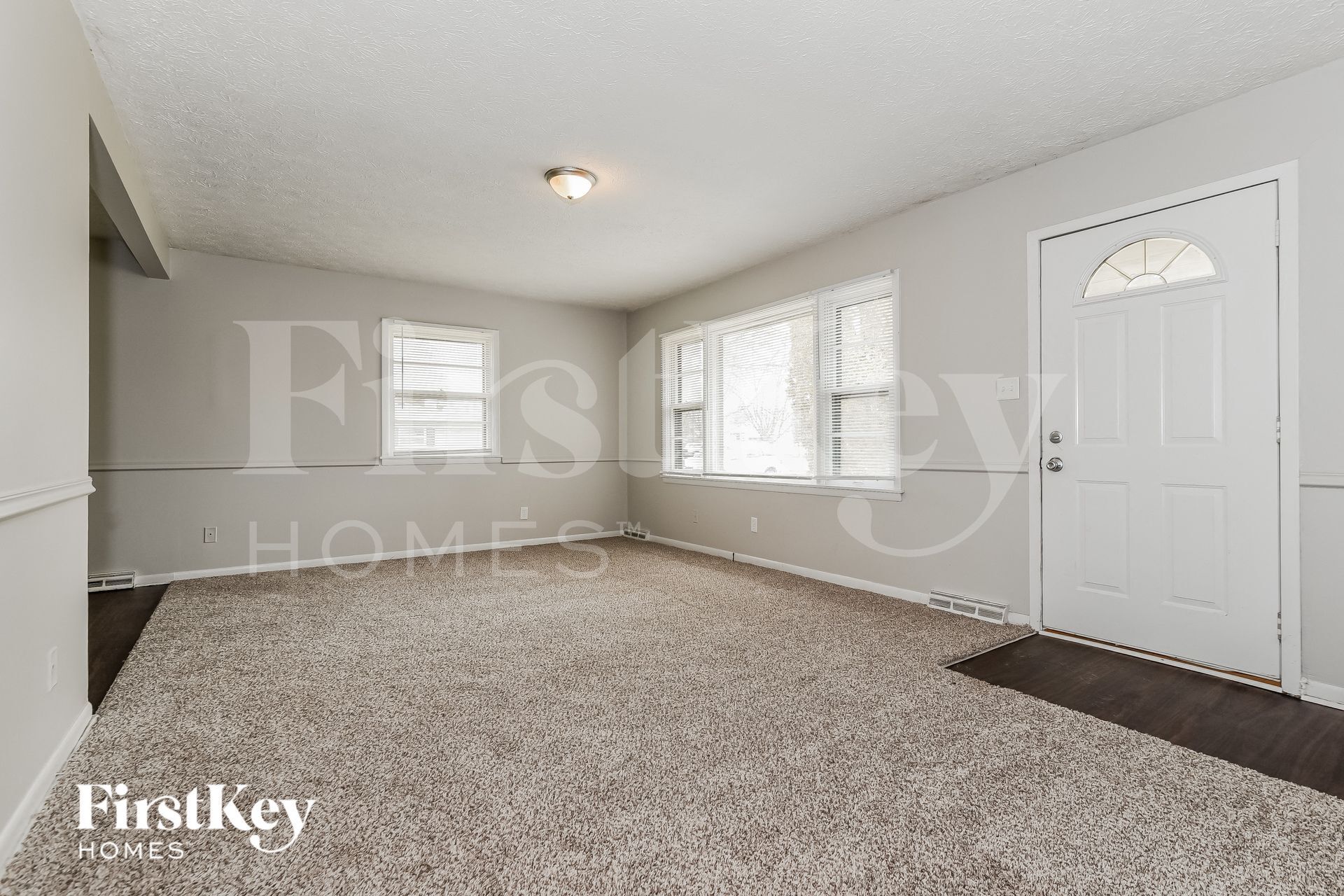 Building Photo - 3104 S Kercheval Dr