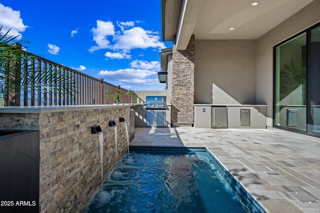 Building Photo - 12746 E Casitas Del Rio Dr