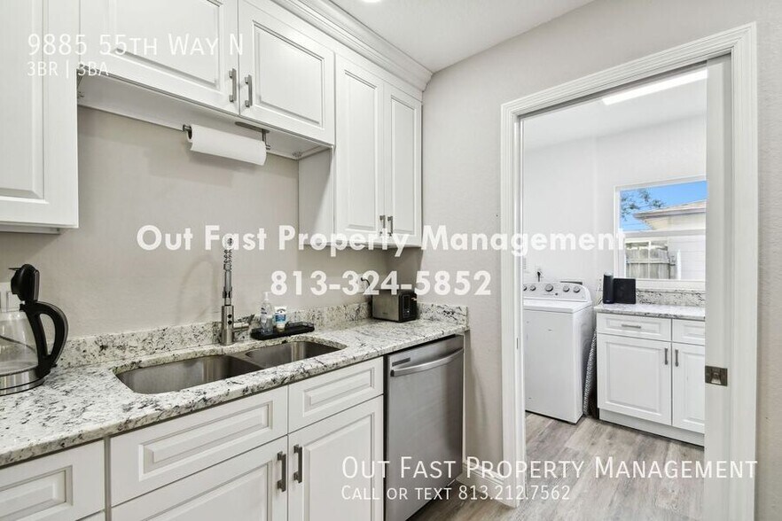 Building Photo - 9885 55th Wy N