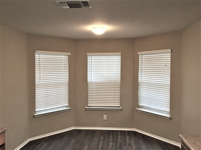 Building Photo - 8715 Snow Goose