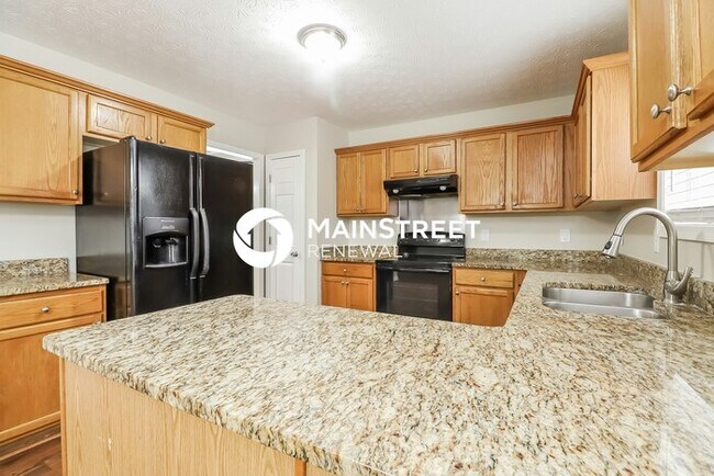Building Photo - 4 Bedroom Pet-Friendly Home in Lithonia, GA with Main Street Renewal