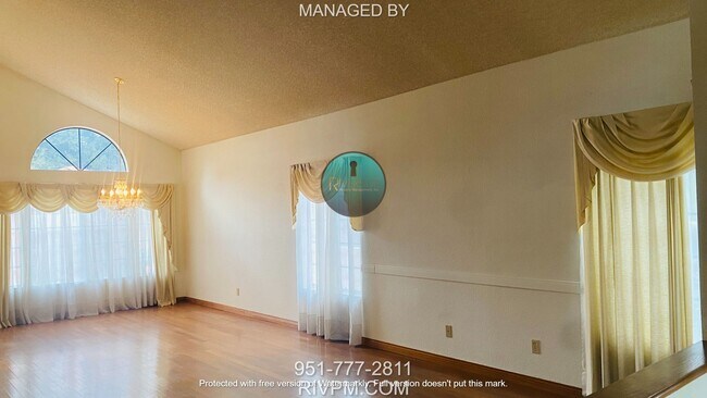 Building Photo - 4 bedroom Home w/ Bonus Room. Includes Access to Sunnymead Ranch!