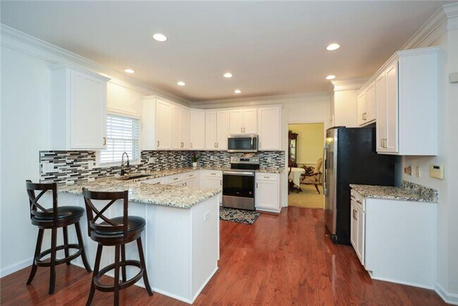 Building Photo - Welcome to this stunning West Cobb home! 5...