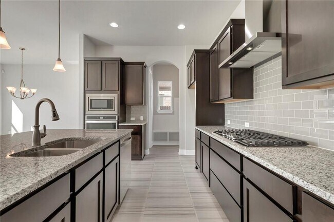 Building Photo - 4628 Katherine Dr