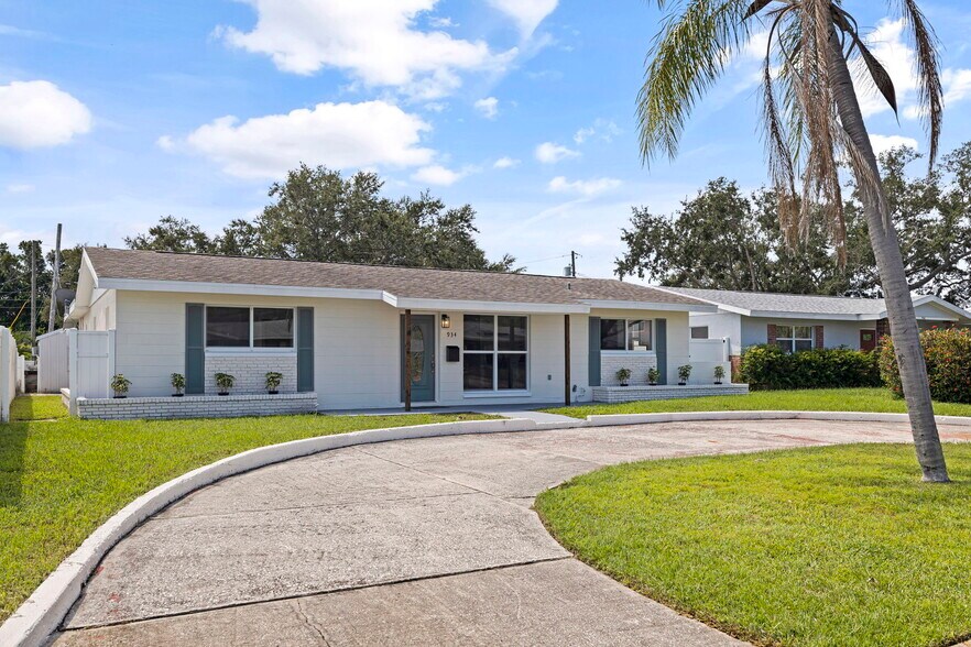 Primary Photo - 934 41st Ave NE