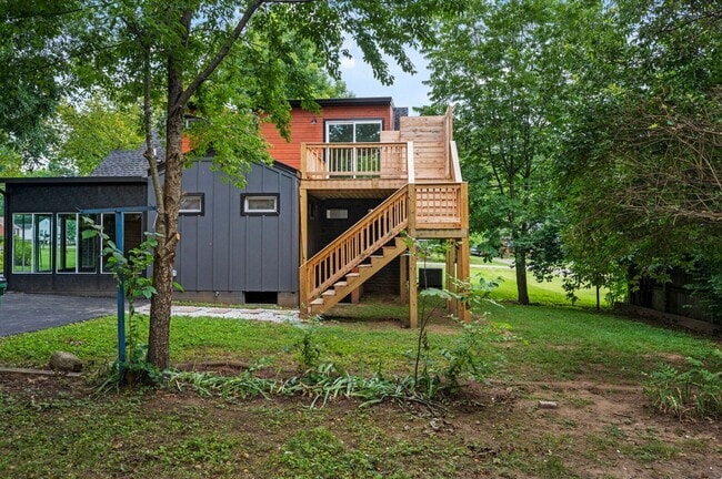 Building Photo - 2537 Stinson Rd