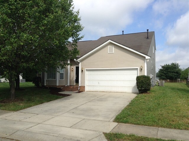 Primary Photo - 4522 Capstone Dr