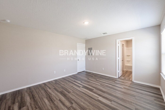 Building Photo - 7031 Winding Shelf