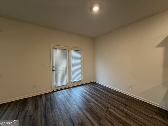 Building Photo - 35300 Condor Ct