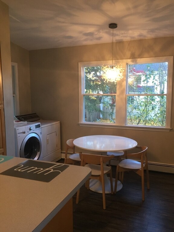 Building Photo - 263 Auburndale Ave