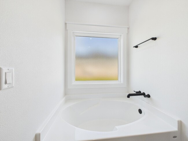Building Photo - 333 Shoal River Dr