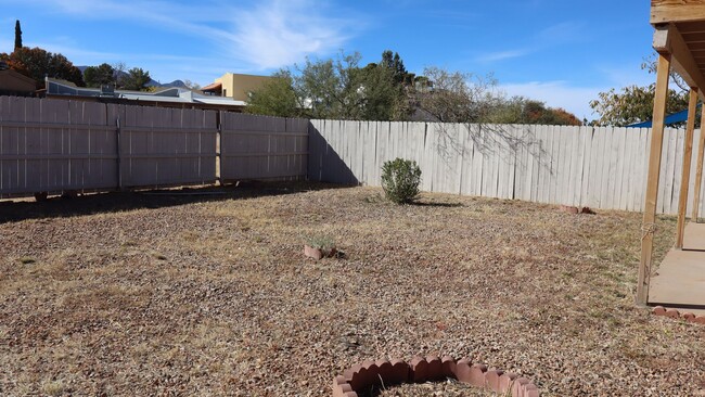 Building Photo - Plaza Oro Loma Fourplex